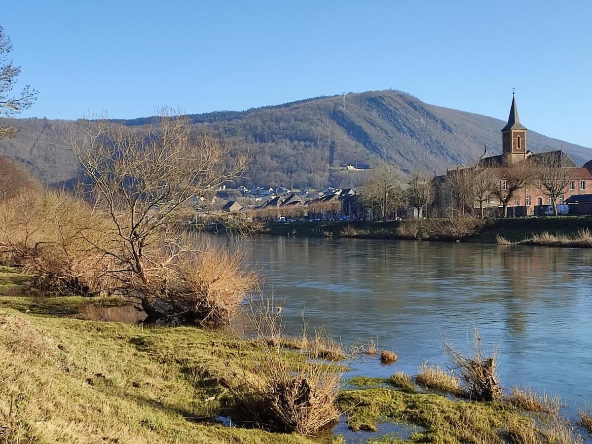 Entre Meuse Et Foret Revin  Exteriér fotografie